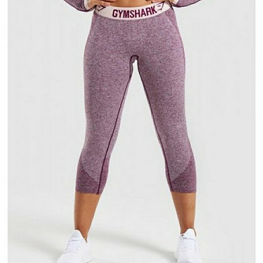 Gymshark ~ Crop Flex Leggings ~ XS